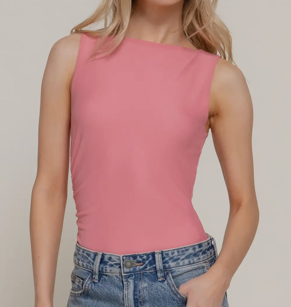 Sleeveless bodysuit shirring mess